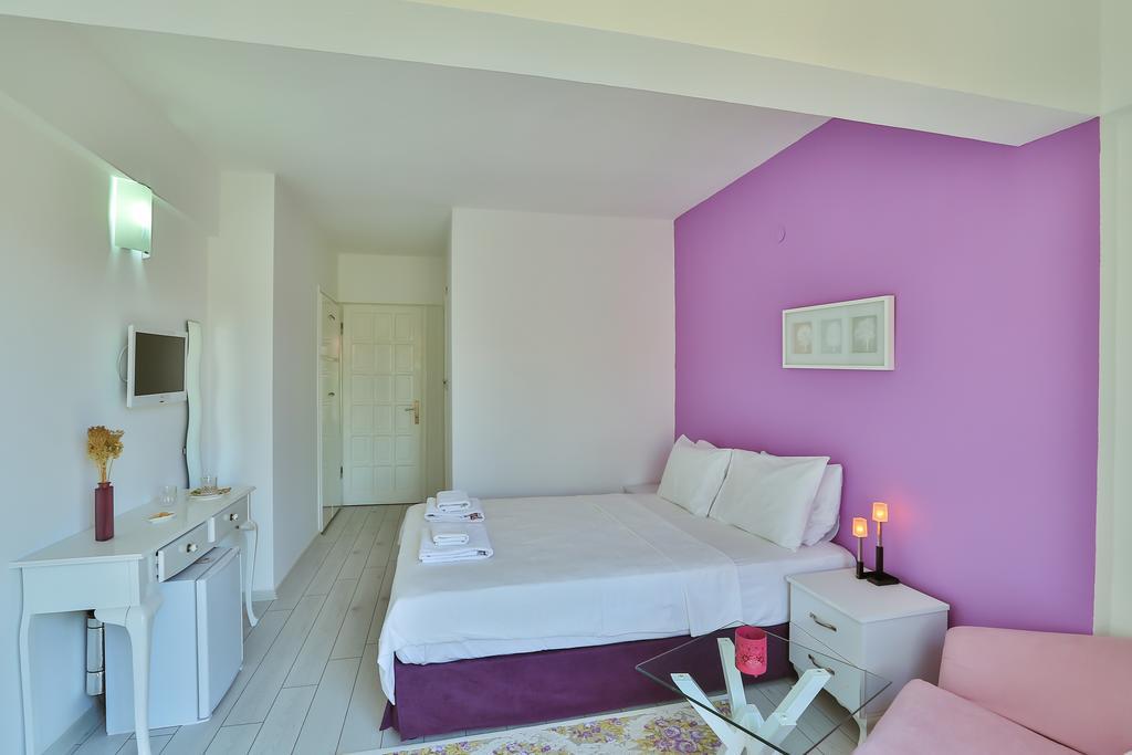 Kiraz Butik Hotel Alaçatı Eksteriør billede